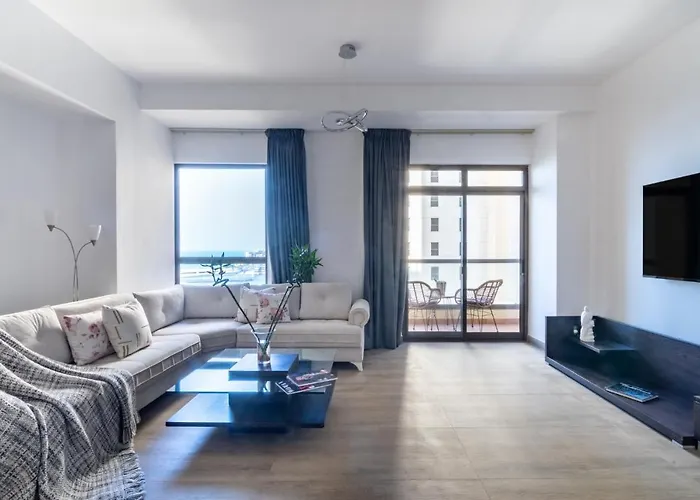 The Smart Concierge - Amwaj 4 Villa Dubai